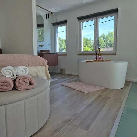 Maison H - De Luxe Avec Jacuzzi Privé Et Cinéma Immersif * Herstal