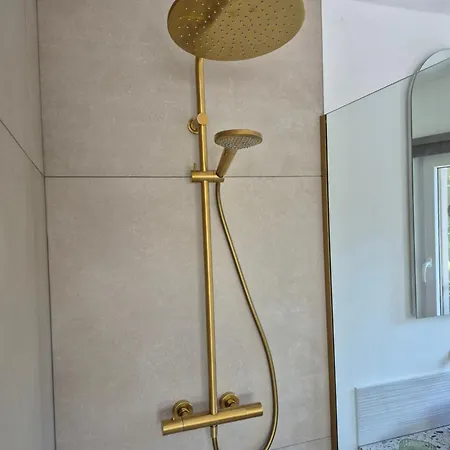 Maison H - De Luxe Avec Jacuzzi Privé Et Cinéma Immersif * Herstal